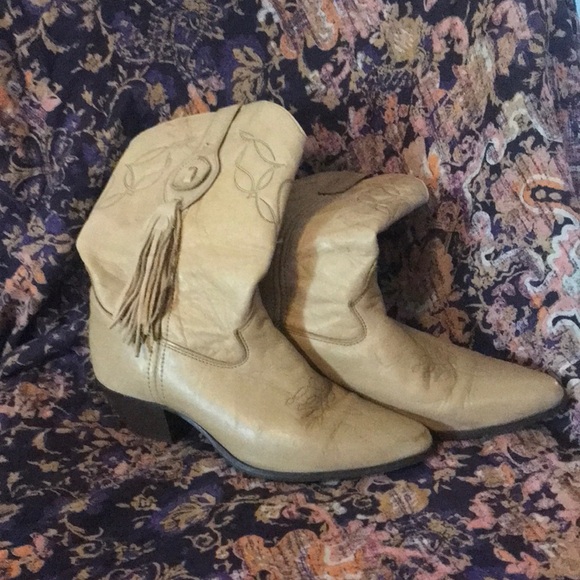 Vintage Laredo Boots - Picture 4 of 17